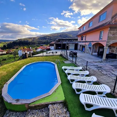 Holiday home Casa Antonio Luneda Parada de Achas